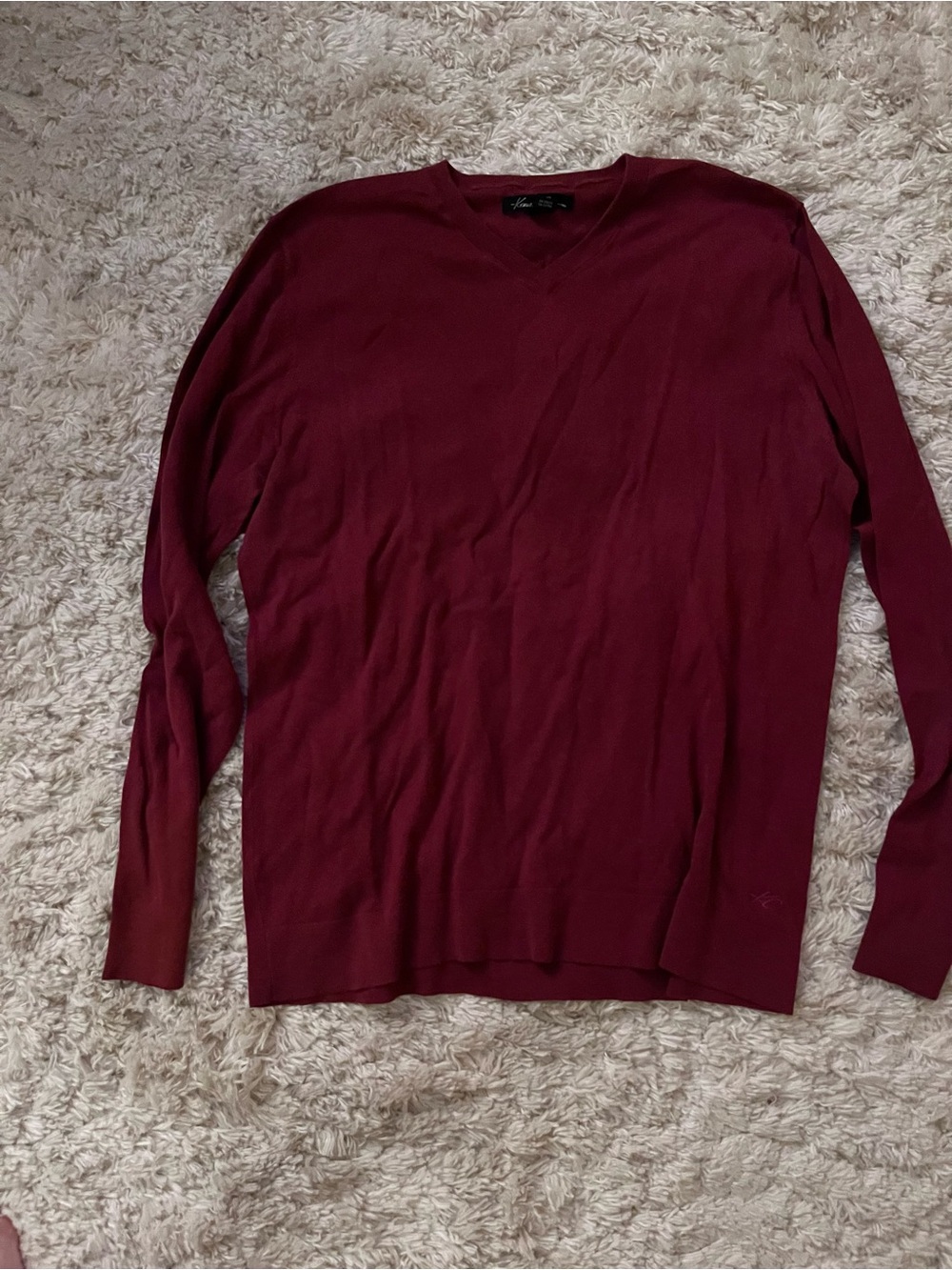 Kenneth Cole New York Men's V-Neck Sweater in Burgundy